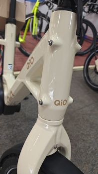 Qio EINS P-E Art Line 500Wh Performance Line mit BySchulz Federsattelstütze