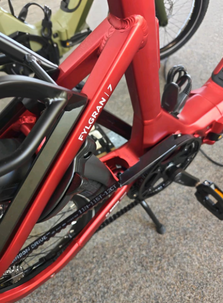 VICTORIA Fylgran Faltrad 7 Bosch SX 400Wh Riemenantrieb inferno red