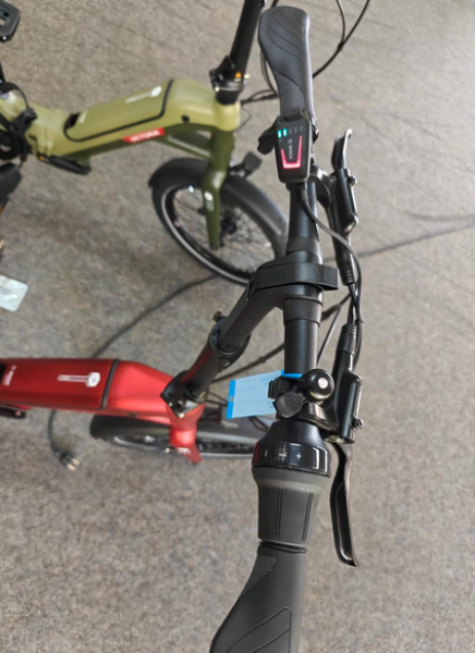 VICTORIA Fylgran Faltrad 7 Bosch SX 400Wh Riemenantrieb inferno red